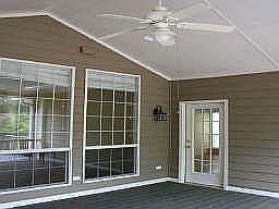screened in sunroom/porch