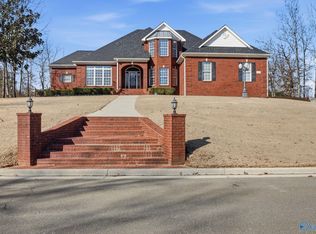11077 Drennen Dr, Tanner, AL 35671