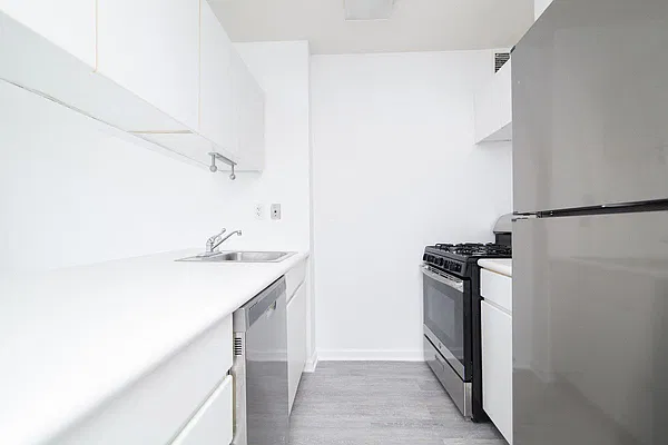 Sold by Compass | media 4