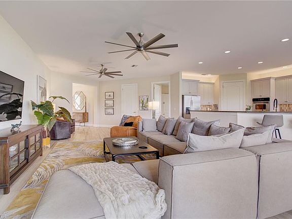 5th image of 28670 Altessa WAY #101