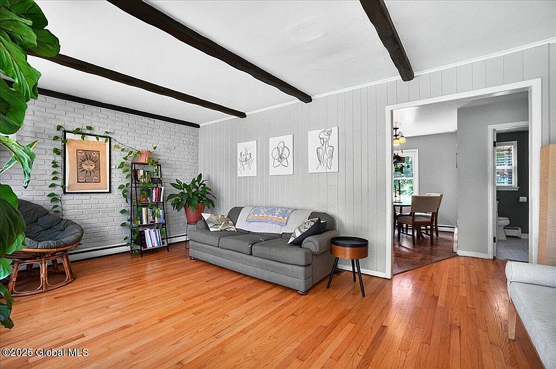 4th image of 4 Willey Street