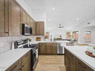 615 S 111th Pl, Mesa, AZ 85208