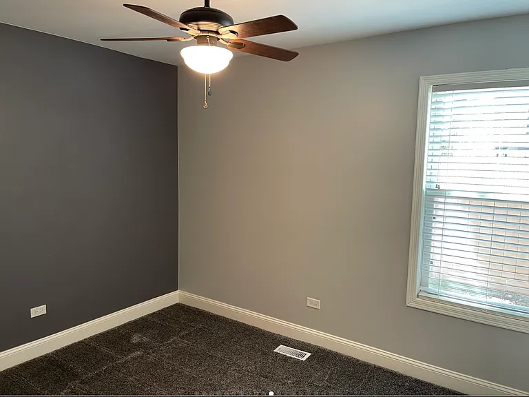 1083 Towner Dr — Photo 7