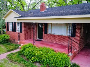 301 Pomeroy St, Blackshear, GA 31516