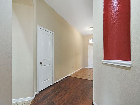 5th image of 6807 Claire Brook Dr