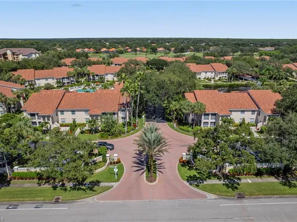 102 Tuscana Ct APT 901, Naples, FL 34119