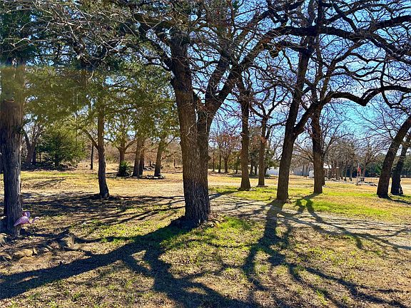 3rd image of 454 Bear Ridge Rd