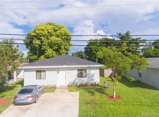 37 SW 8th Ave, Dania Beach, FL 33004