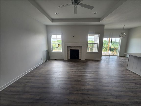 3rd image of 1029 20th Ave SE