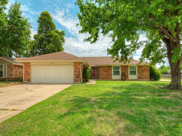 800 Royal Ln
