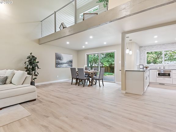 4th image of 5308 Dubois Dr