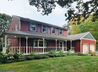 37 Elderberry Ln, South Kingstown, RI 02879