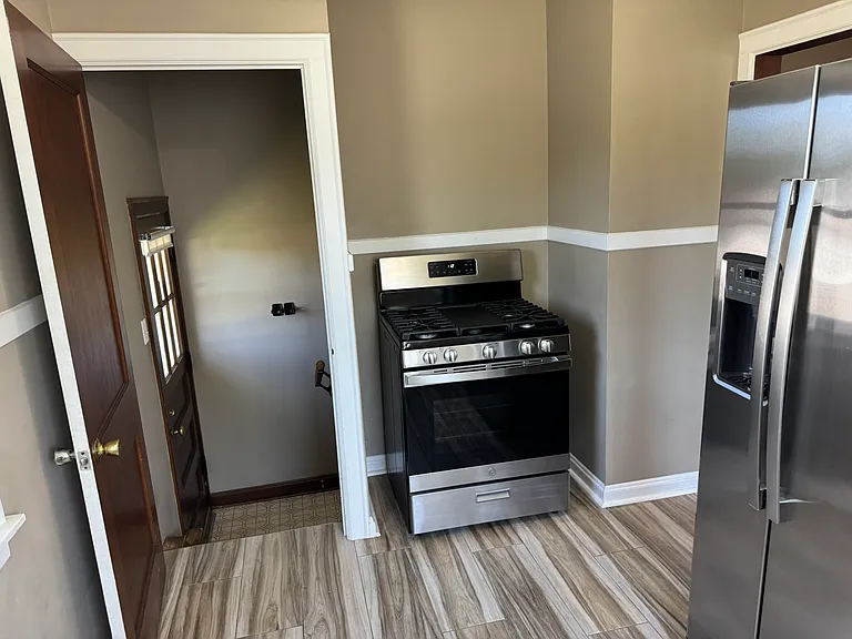 2608 Wilkes Ave — Photo 11