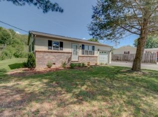 220 Lovers Lane Rd, Elizabethton, TN 37643