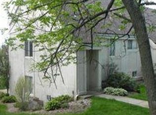 10 Ridgemead Dr, Verona, PA 15147