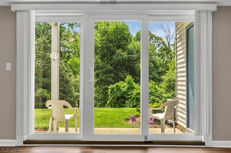 1st image of 31 Beaconsfield Pl