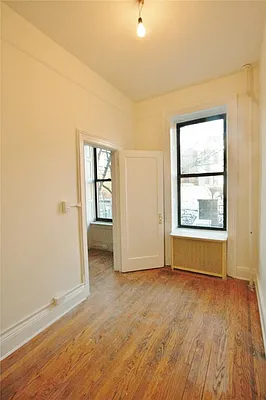Rented by R New York | media 15