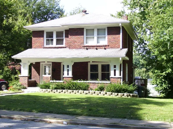 1213 N Washington St, Bloomington, IN 47408