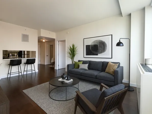 310 East Second Street image 4 of 20