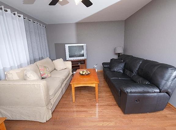 3rd image of 10320 S Avenue O