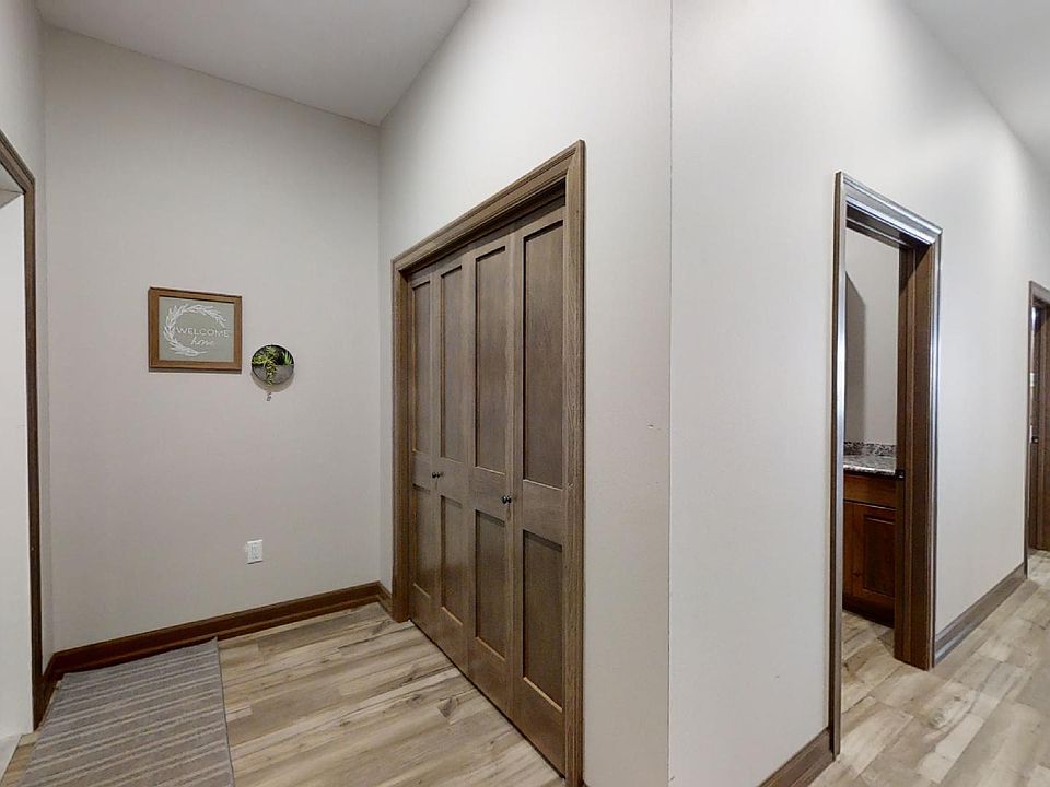 724 Stoney Point Trl Watertown, SD, 57201 Apartments for Rent Zillow