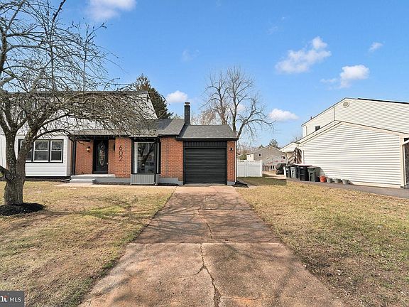 3rd image of 602 Linda Ave