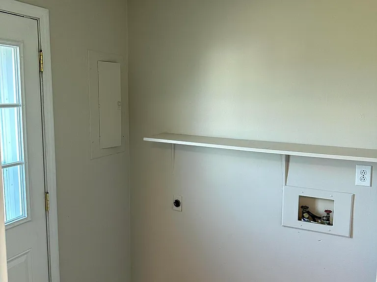 788 Ridgeview Dr — Photo 36