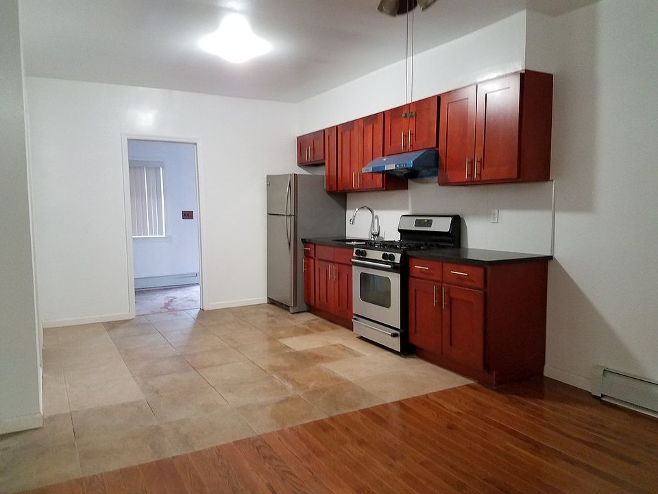 2nd image of 8442 60th Ave #1
