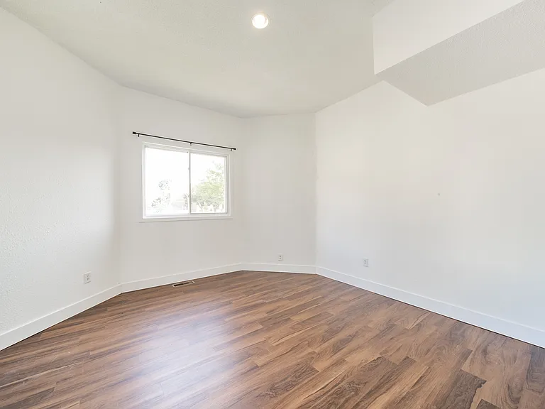 1701 Fletcher Ave #A — Photo 6