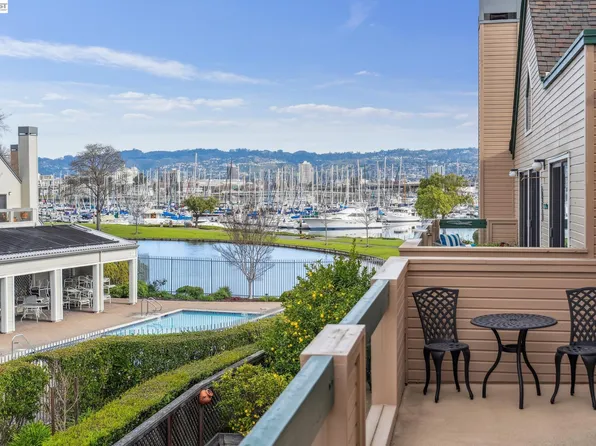 9 Regulus Ct, Alameda, CA 94501