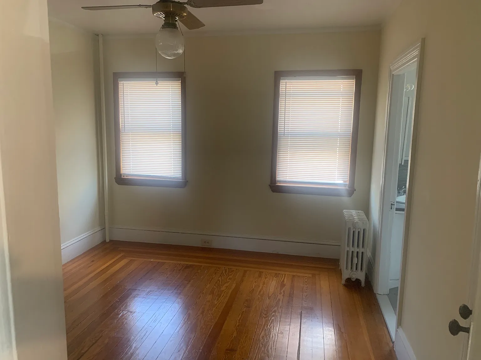 2 bed, 966 sqft, $1,800 — Photo 3