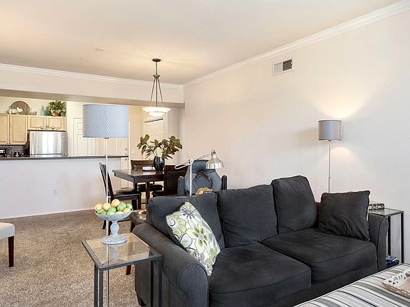 5th image of 19777 N 76th St APT 3265