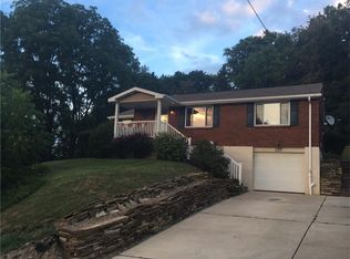 422 Lincoln Hall Rd, Elizabeth, PA 15037