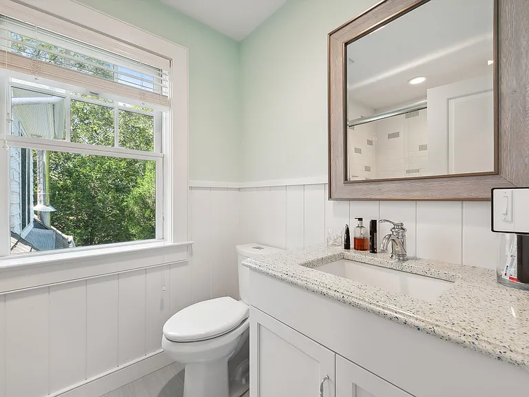 89 Three Mile Harbor Rd — Photo 19