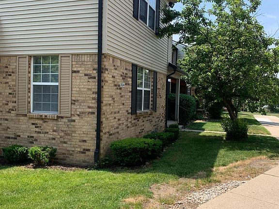 3rd image of 3524 Burbank Dr
