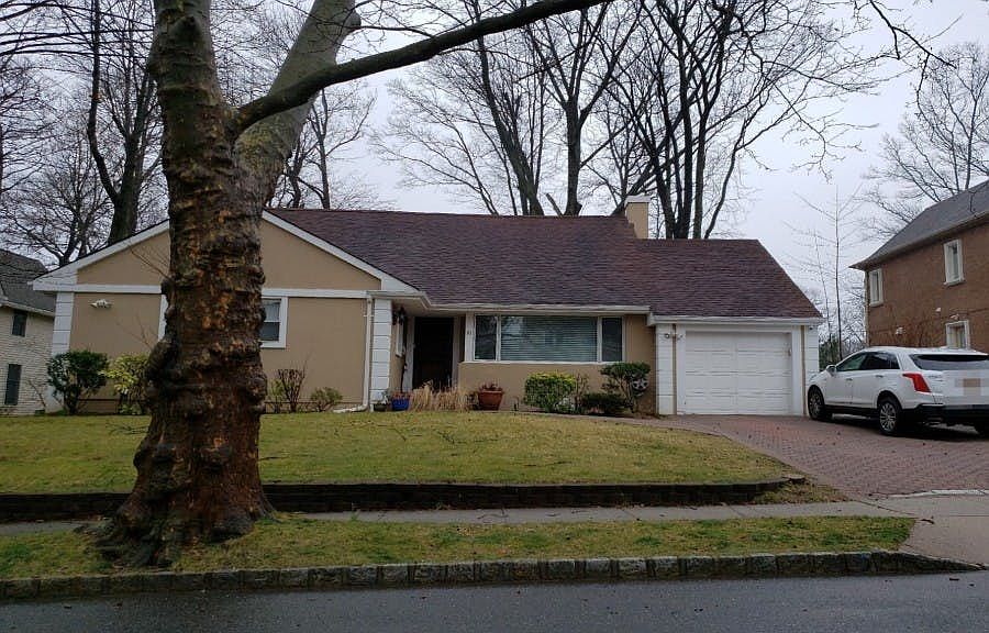 1st image of 10 Grace Ct W #A-k