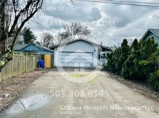 5714 NE Ainsworth St, Portland, OR 97218
