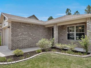 8235 Sierra St, Navarre, FL 32566