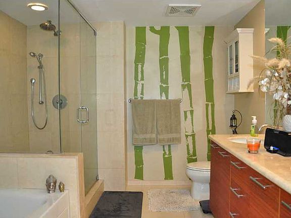 50 Biscayne #5011 - Photo 5