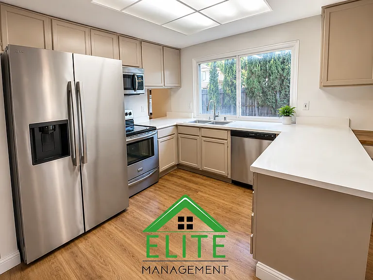 2901 Davenport Way — Photo 3