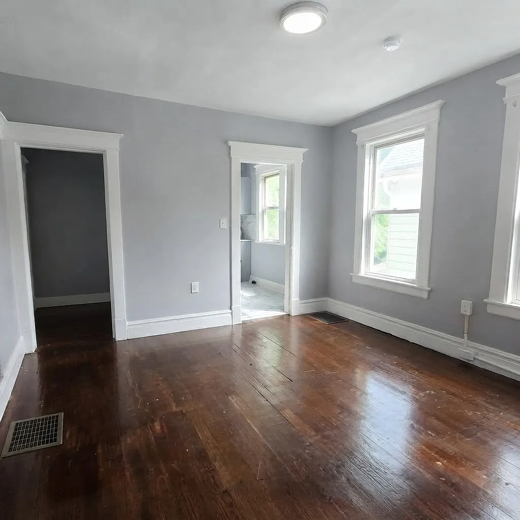 19 Bassett St — Photo 1