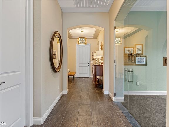 5th image of 11833 Spadari Ct
