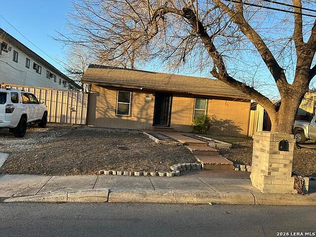 351 Ware Blvd — Photo 22