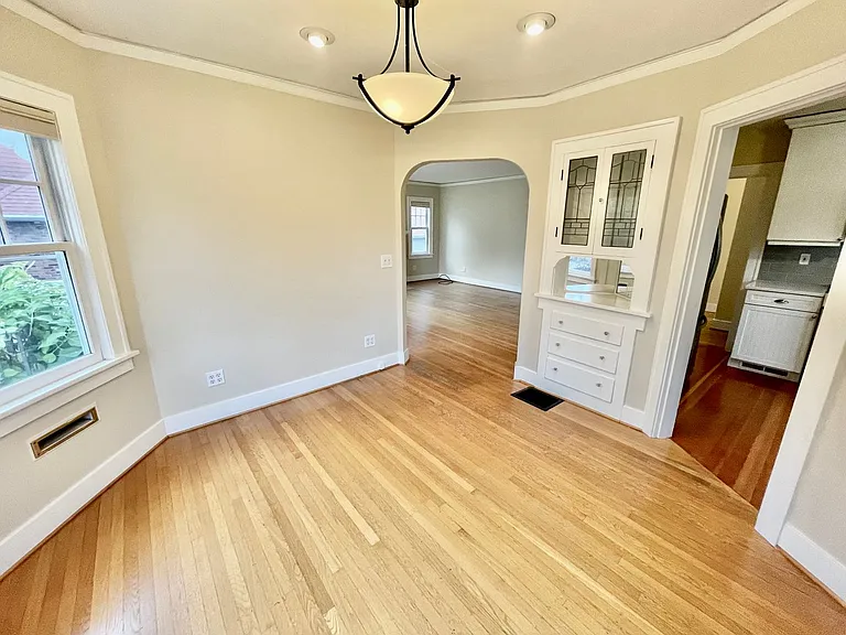 6976 NE Stanton St — Photo 6