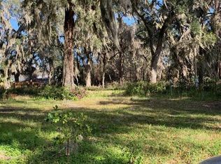 239 Rosewood Dr, Brunswick, GA 31525