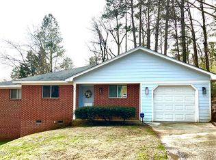 2113 Valley View Dr, Meridian, MS 39305