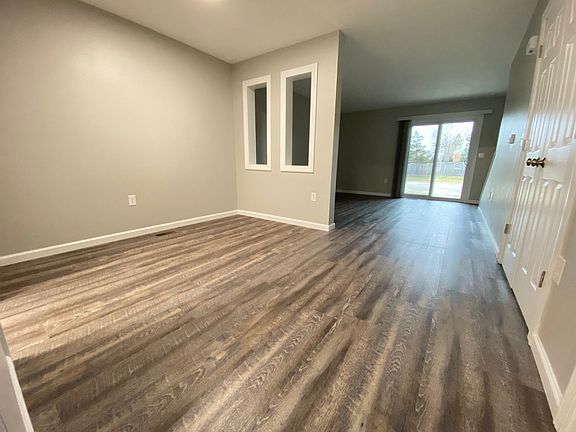 2nd image of 7815 Betsy Ross Cir #7821