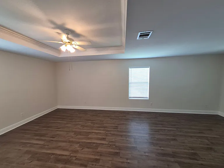 12634 Carriage Blvd — Photo 18