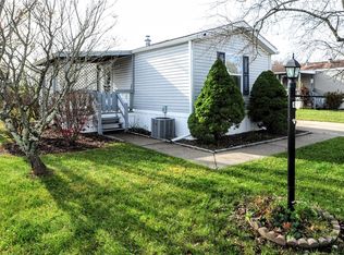 42 Hilltop Dr, Finleyville, PA
