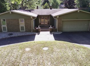 978 Blue Heron Dr, Highland, MI 48357